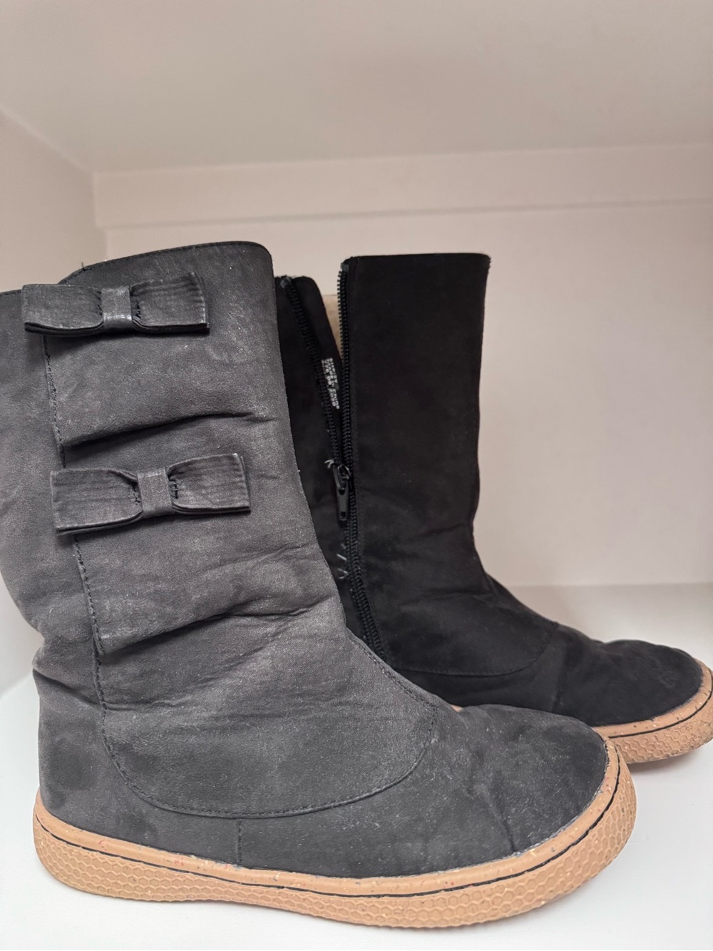 Livie & Luca Black Girls' Mid-Calf Boots with Bow Accents
